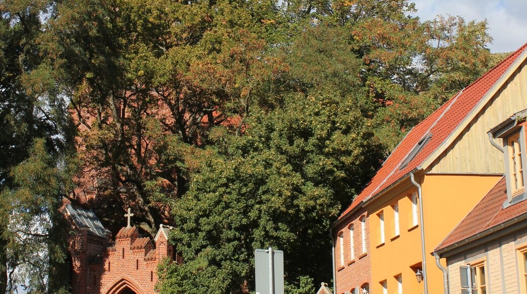 Marijina cyrkej w Röbelu při Moricy, Mecklenburgsko-Předpomorska.