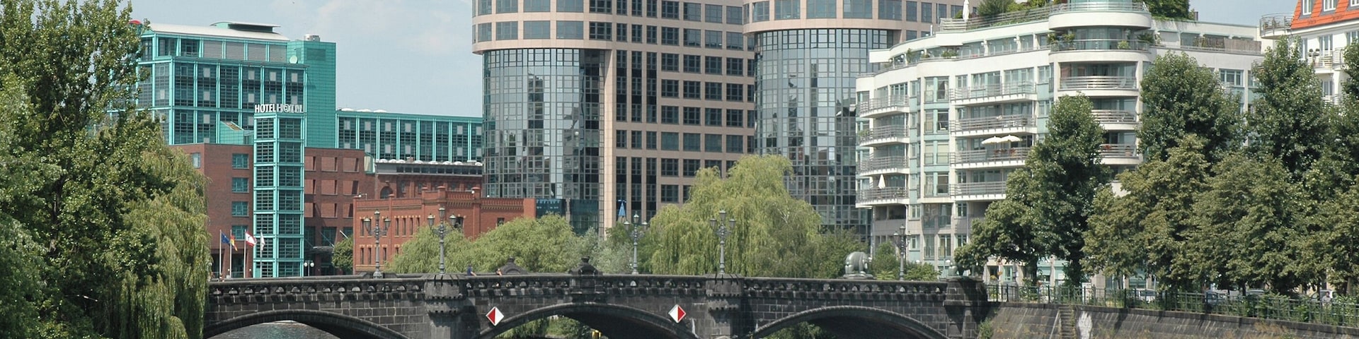 Former Federal Ministry of the Interior, Berlin (double towers).