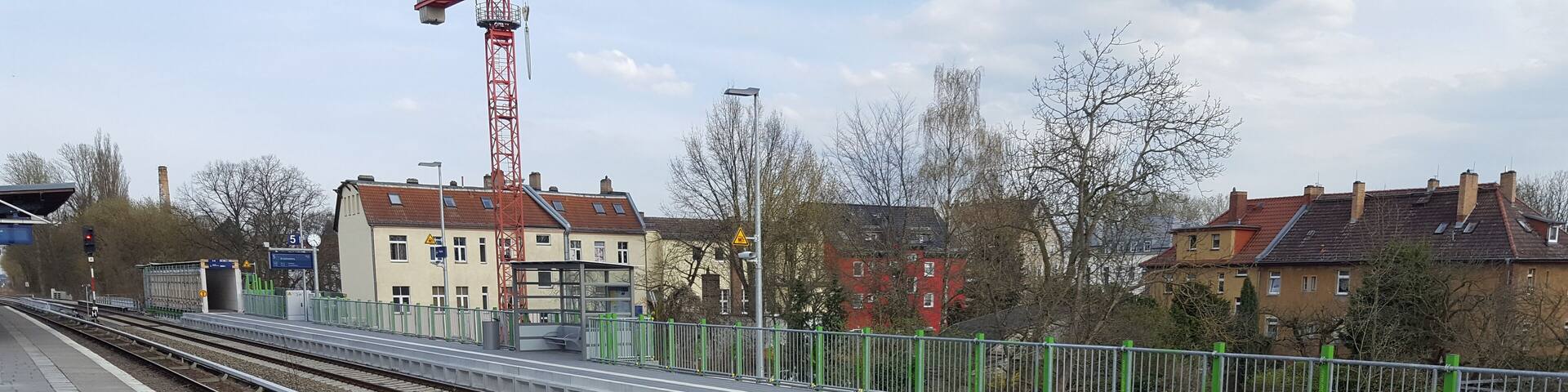 Newly built platform for the regional railway traffic at the station Berlin-Mahlsdorf.