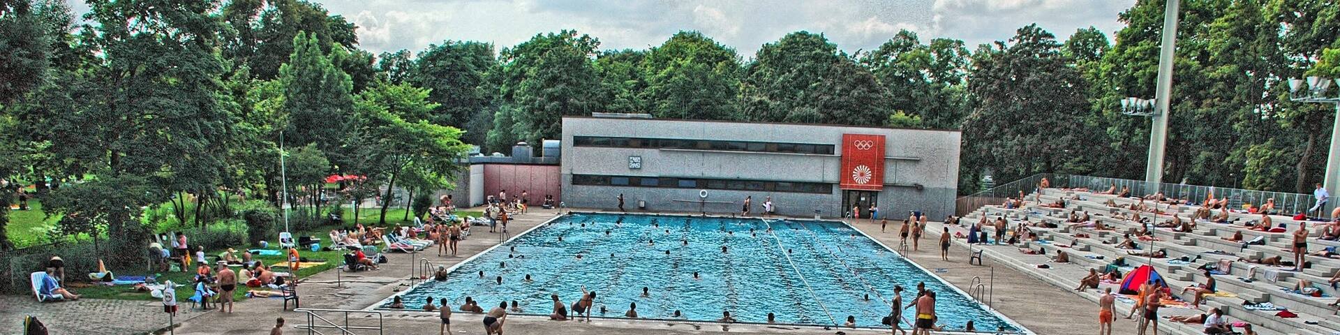 Open air Dante-Swimming Pool at Munich (former Olympics of 1972)