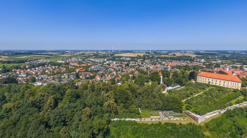 Luftbild der Kreisstadt Dachau an der Amper nordwestlich von München