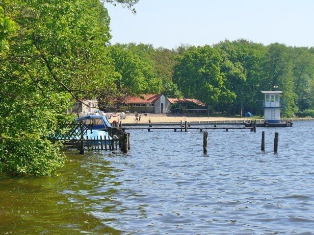 Wendenschloss - Beim Strandbad (Bathing Beach)