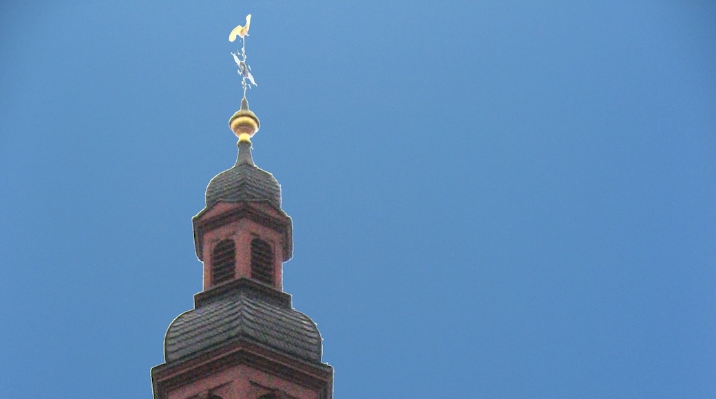 Katholiche Pfarrkirche St Martin Gebaut 1652, neubau 1728, erweitert 1934. Propsteistr. 65795 Eddersheim- Hattersheim am Main, Deutschland Camera location 50° 02′ 22.3″ N, 8° 28′ 18.81″ E View this and other nearby images on: OpenStreetMap - Google Earth 50.039529; 8.471891 http://www.openstreetmap.org/browse/node/474416976