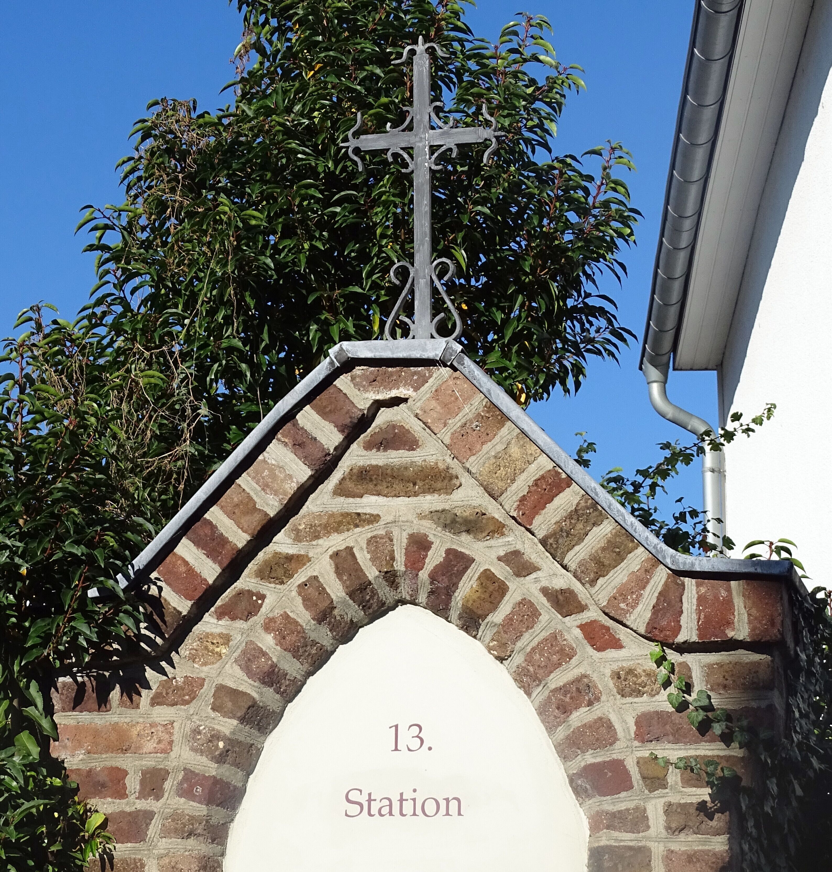 Way of the Cross in Bornheim, Haasbachstraße, station 13: Jesus is taken from the cross and placed in the lap of his mother