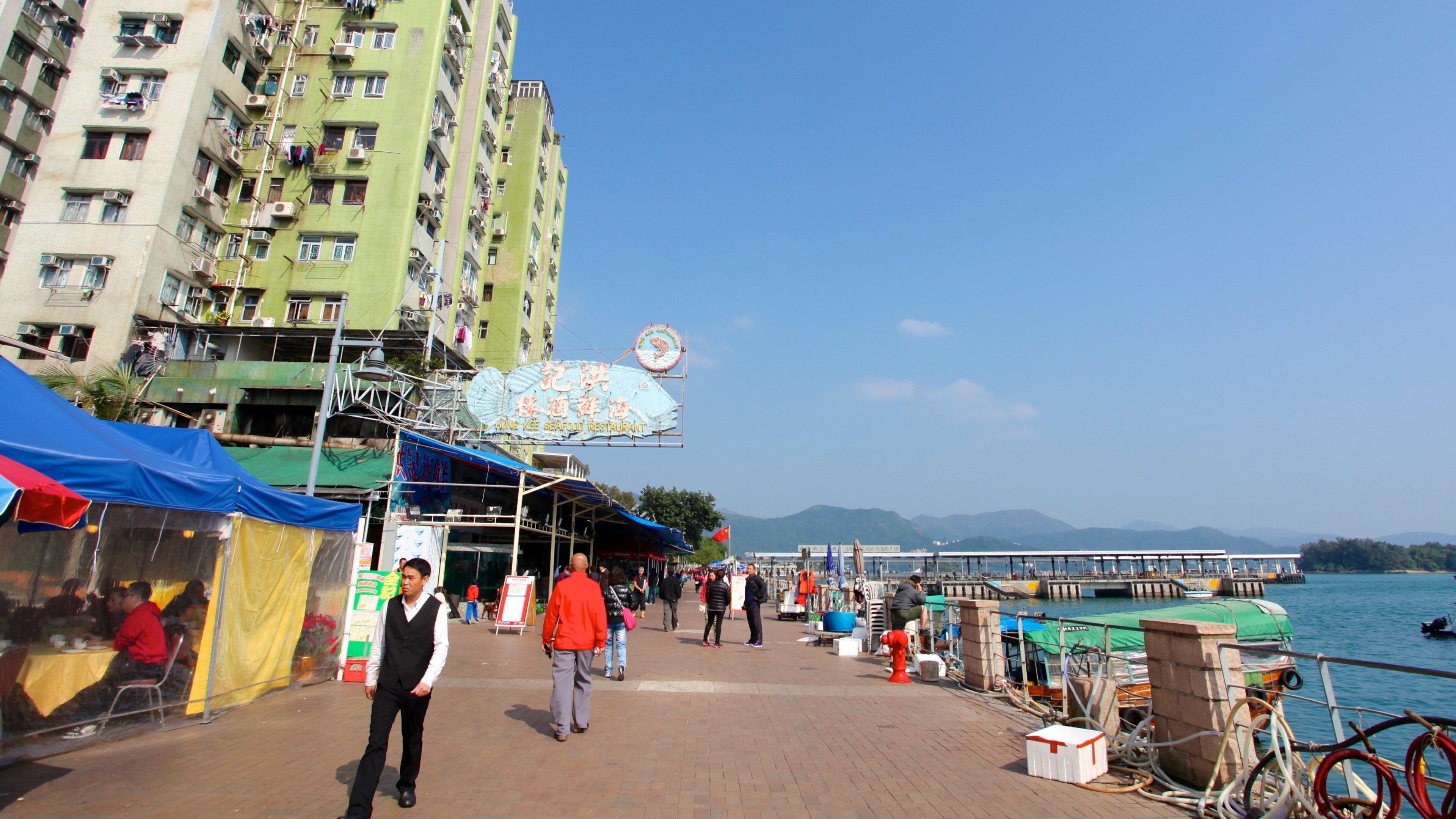 Sai Kung showing street scenes, general coastal views and a city