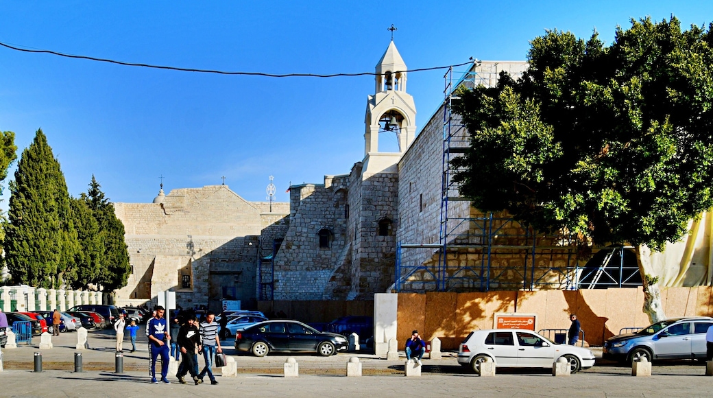 The birthplace of Jesus Christ - Church of the Nativity (ÙÙÙÙÙŰłÙŰ©Ù Ù±ÙÙÙ
ÙÙÙŰŻâ), Bethlehem, Palestine, consider one of the most sacred place in Christianity.
#Bethlehem #Palestine #Church #Christianity #UNESCOWorldHeritageSite