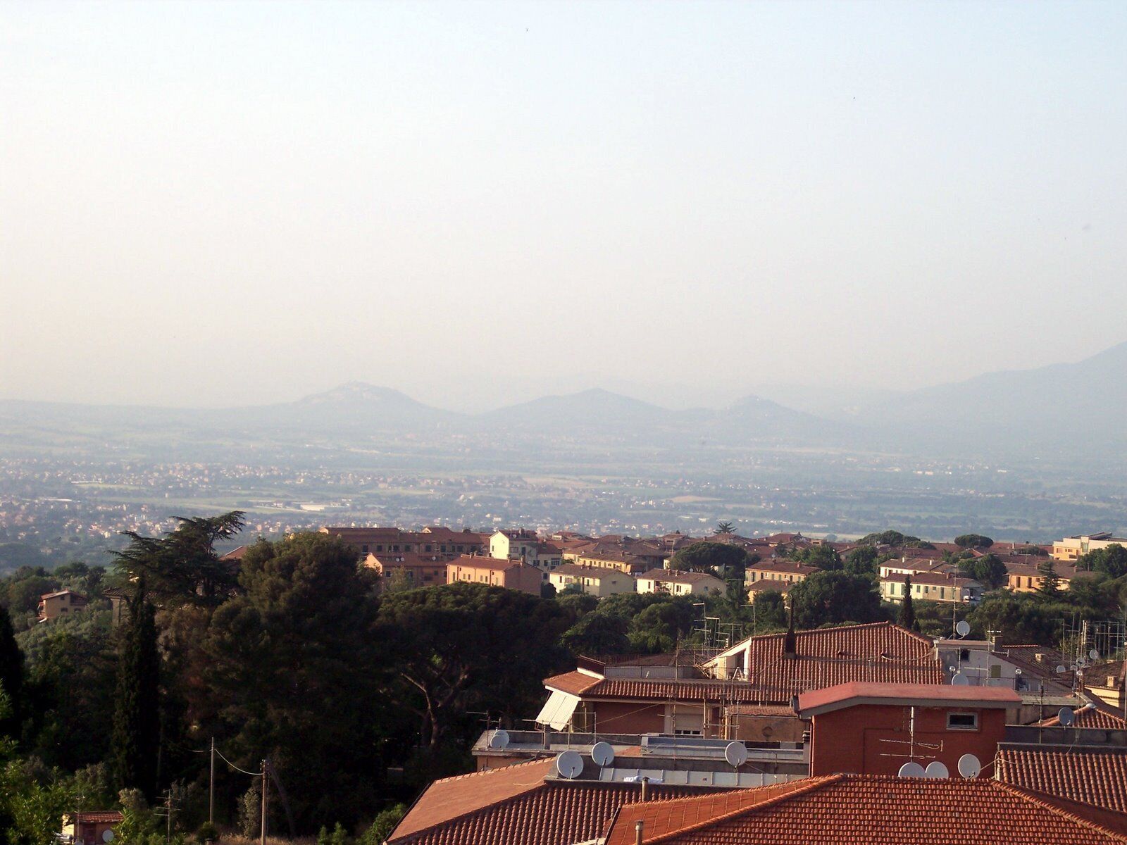 CARTOLINA FRASCATI PIAZZA Roma Monumento ai Caduti Banco di Roma Caffè