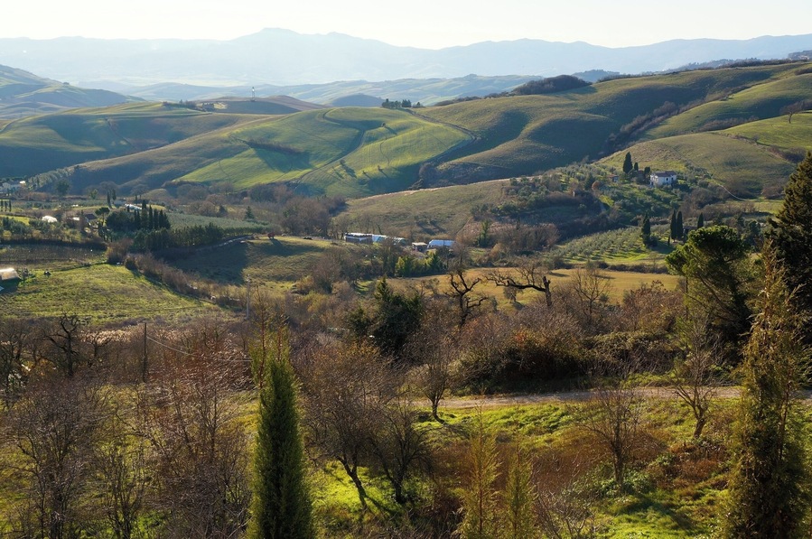 The view from the main square in San Casciano dei Bagni is amazing during the day and at sunset. If you're into walking, there is a trail you can follow all the way to Trequanda or opt for a shorter walk to the thermal baths, open year round. #sancascianodeibagni #tuscany #italy #europe #thermalbaths #TakeAHike