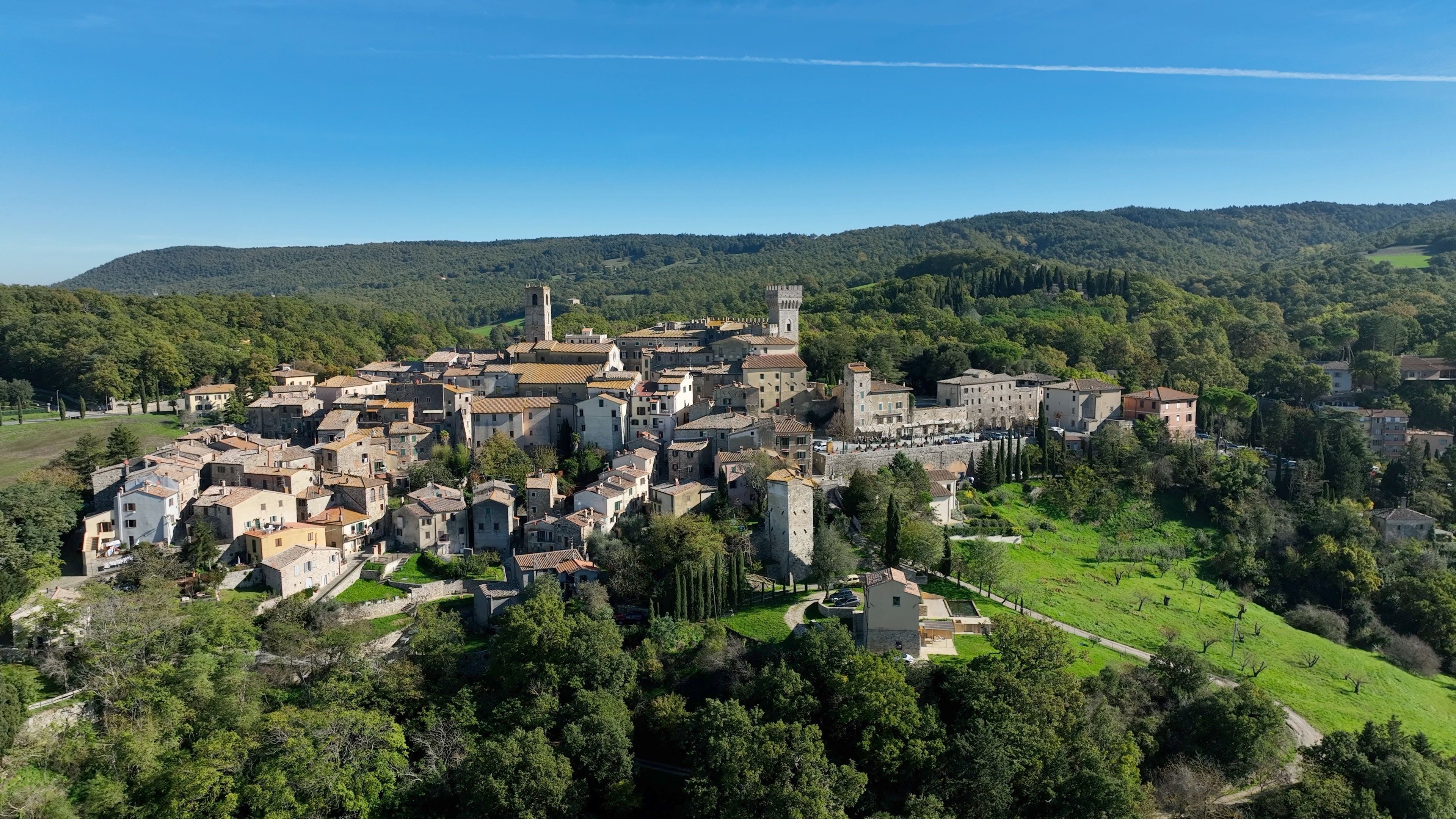 San Casciano dei Bagni, exclusive tourist destination in Tuscany, Siena. Italy.
Aerial view of the medieval village of San Casciano dei Bagni, a tourist attraction famous for its thermal waters.