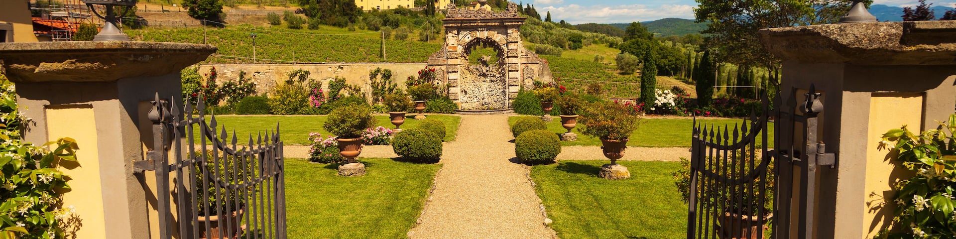 Italia, Toscana, Firenze, comune di Pontassieve. La villa di Gricigliano, adesso sede de Casa Generalizia e Seminario dell'Istituto di Cristo Re Sommo Sacerdote.