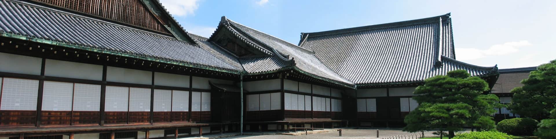 Panoramic view of buildings containing Ninomaru reception rooms at Nijo Castle in Kyoto, Japan. Stitched from 2 images using Canon PhotoStitch 3.1.
