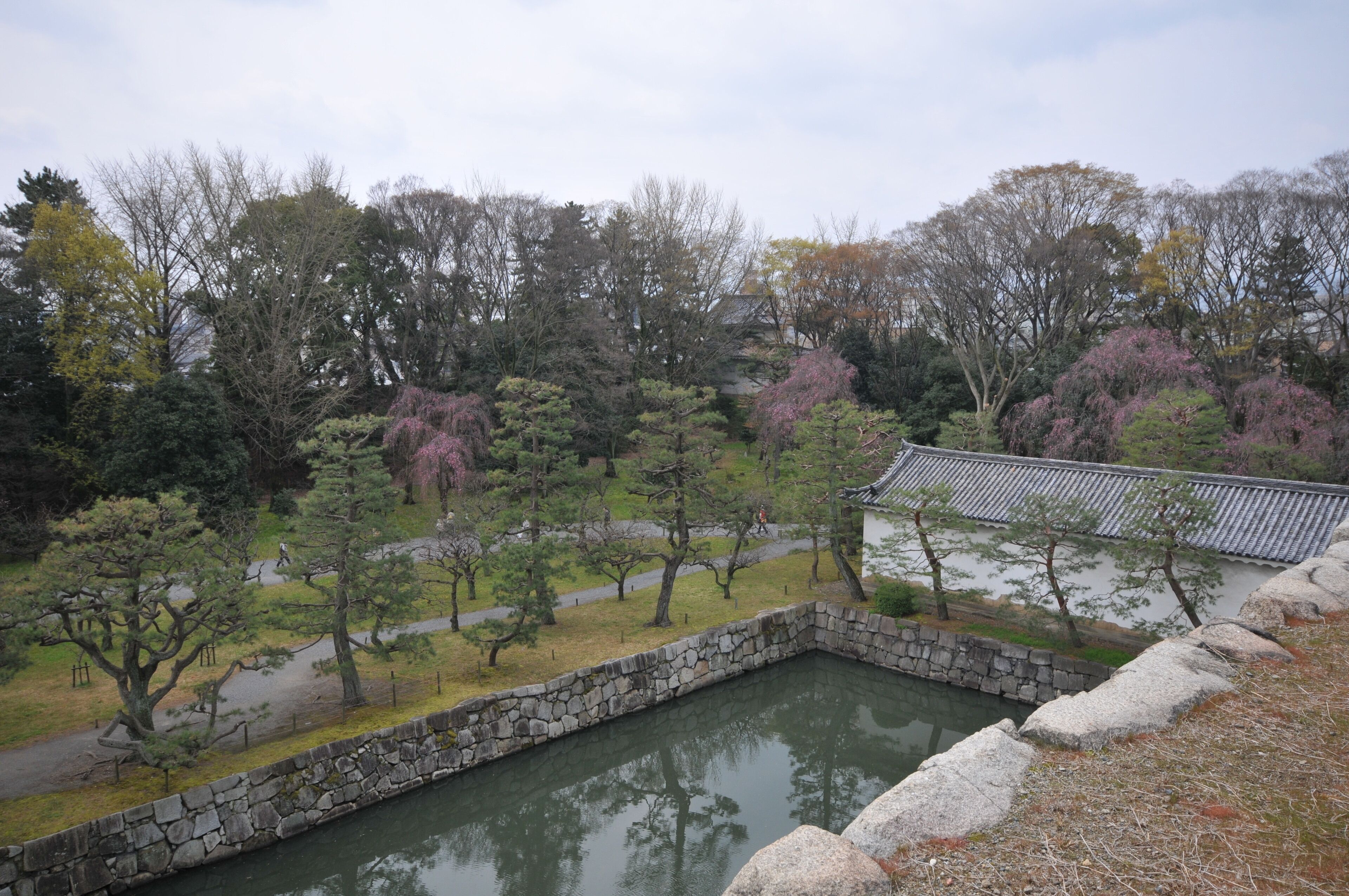 Kome-gura and Seinan-sumiyagura(Japan's national important cultural properties), Nijō-jō