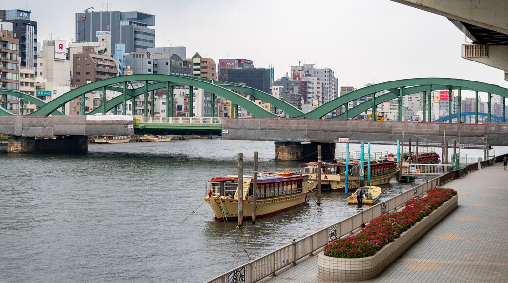 Sumida which includes a bridge and a river or creek