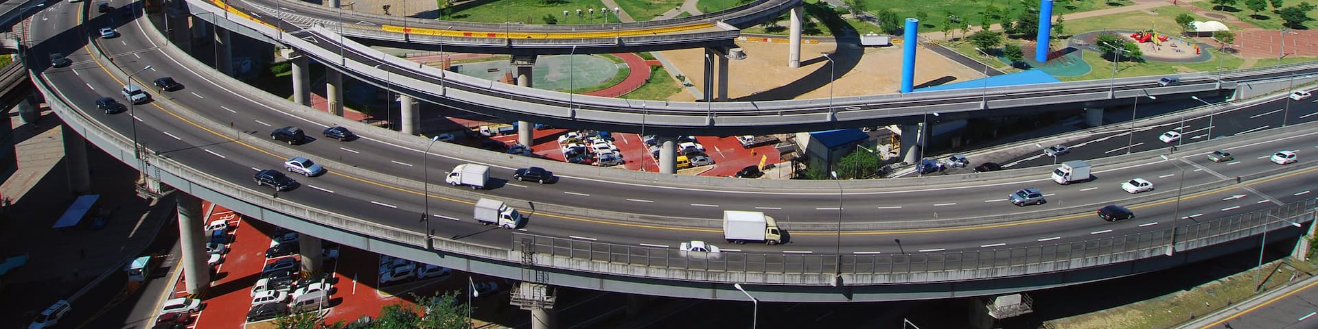 The scenery of the Han River and Cheongdam Bridge in Seoul, Korea