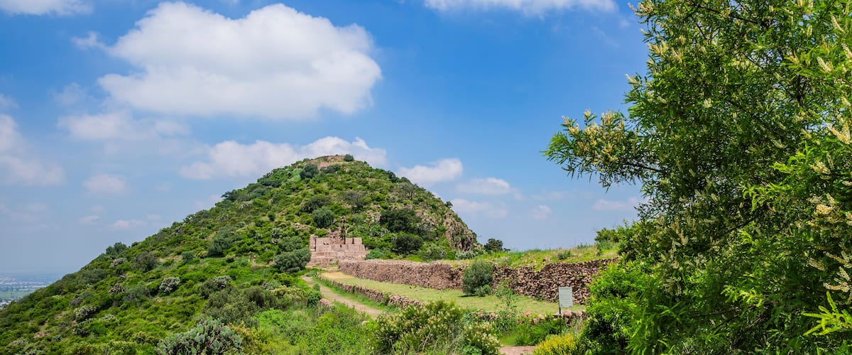 Templo del Sol. Zona Arqueológica de Tetzcotzinco, Baños de Nezahualcóyotl.