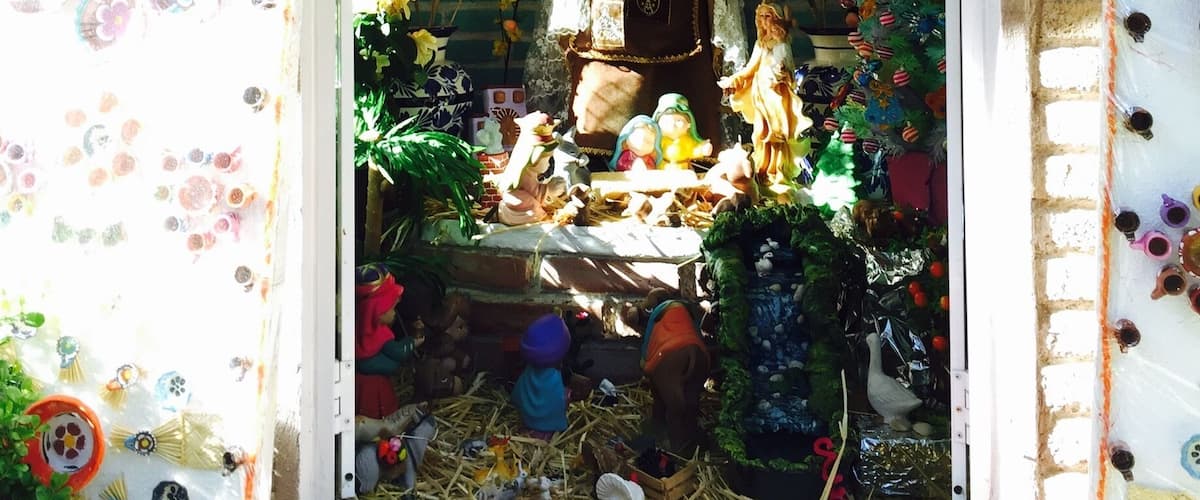 A nice and colourful altar 
Find more pics in >> the HolyList
#outdoors #religion #devotion #tradition #travel #troveon #mexico #virgin #altar