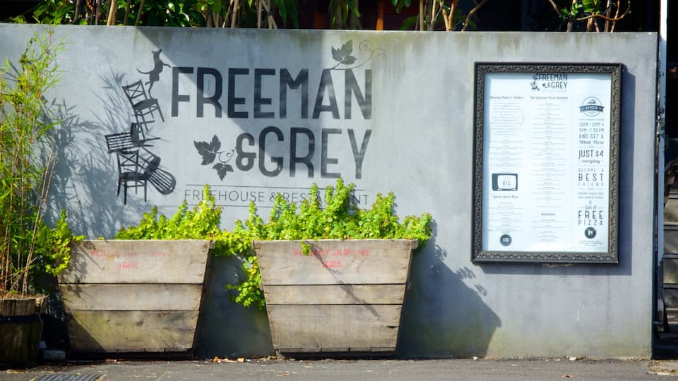 Ponsonby which includes signage