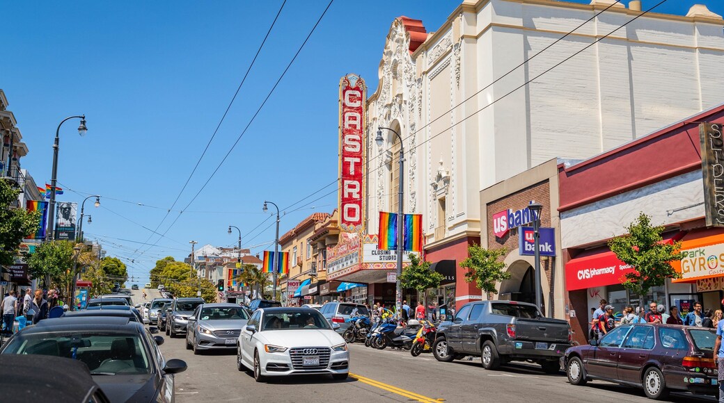 Castro District showing street scenes and signage