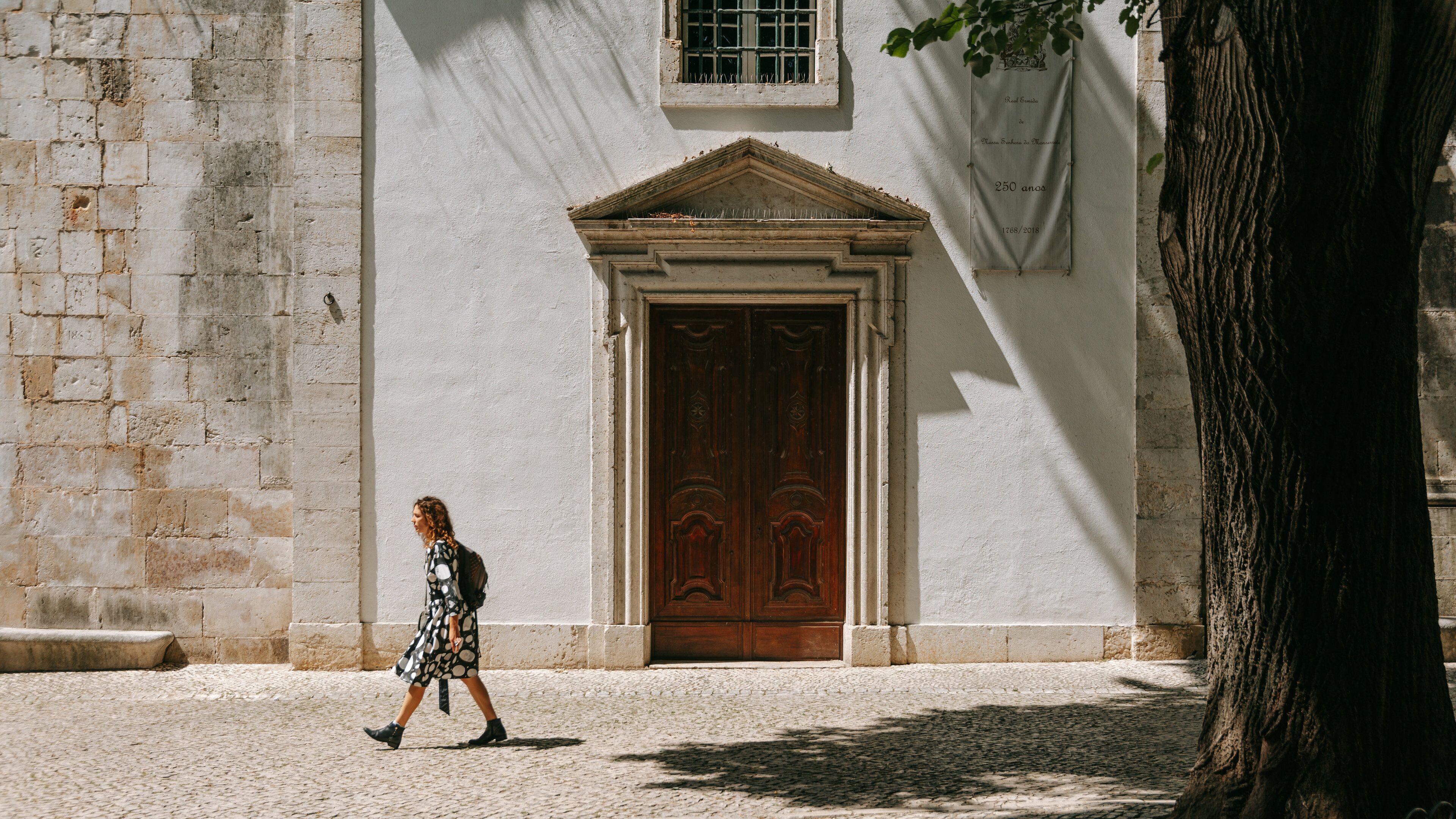 Rato showing heritage elements and street scenes as well as an individual femail