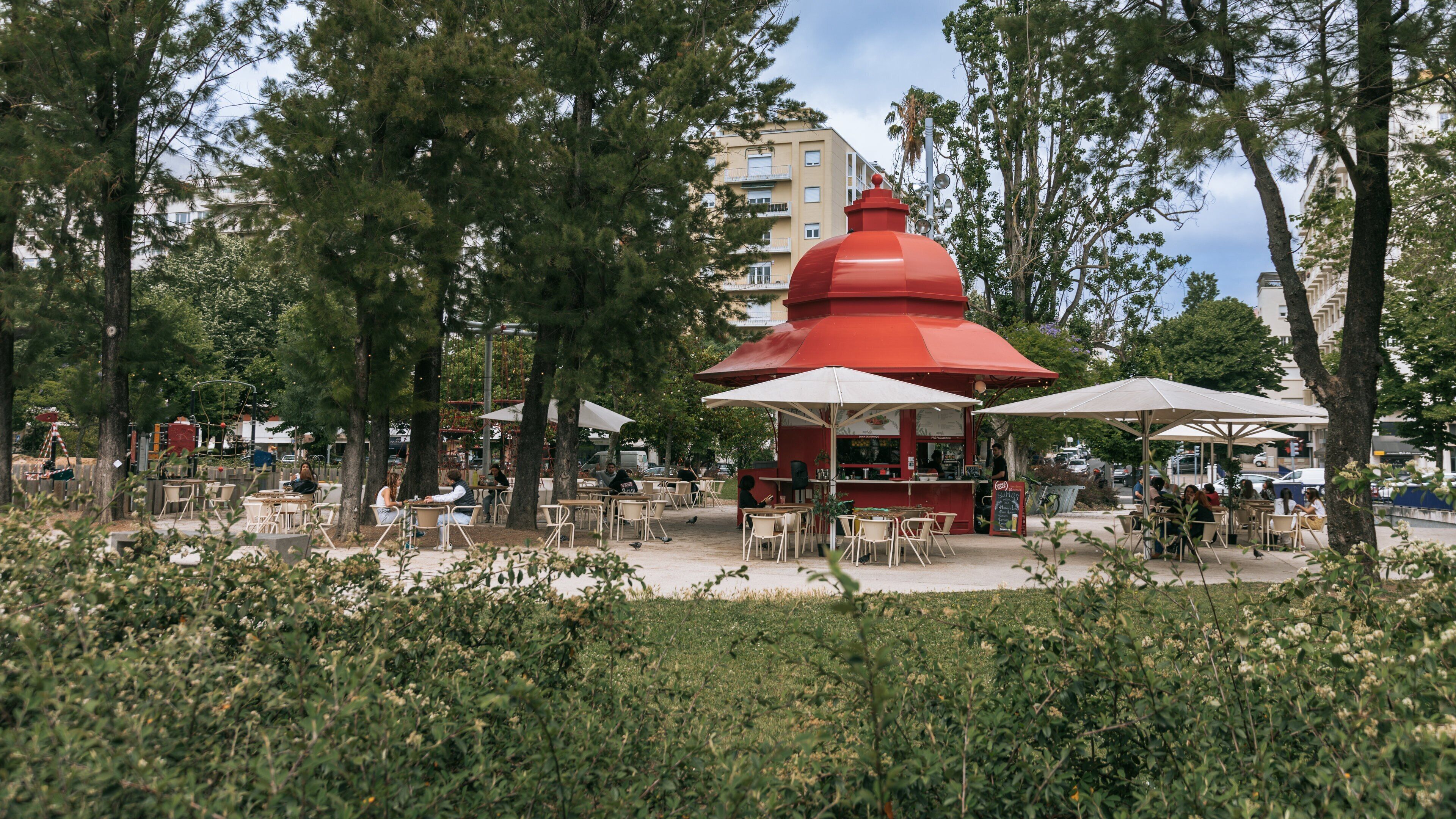 Campo Grande featuring a park