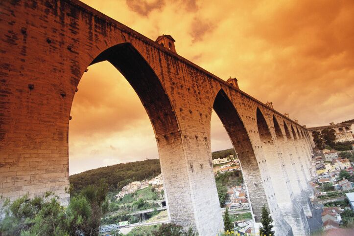 Portugal, Lisbon, Aqueduct of Free Water