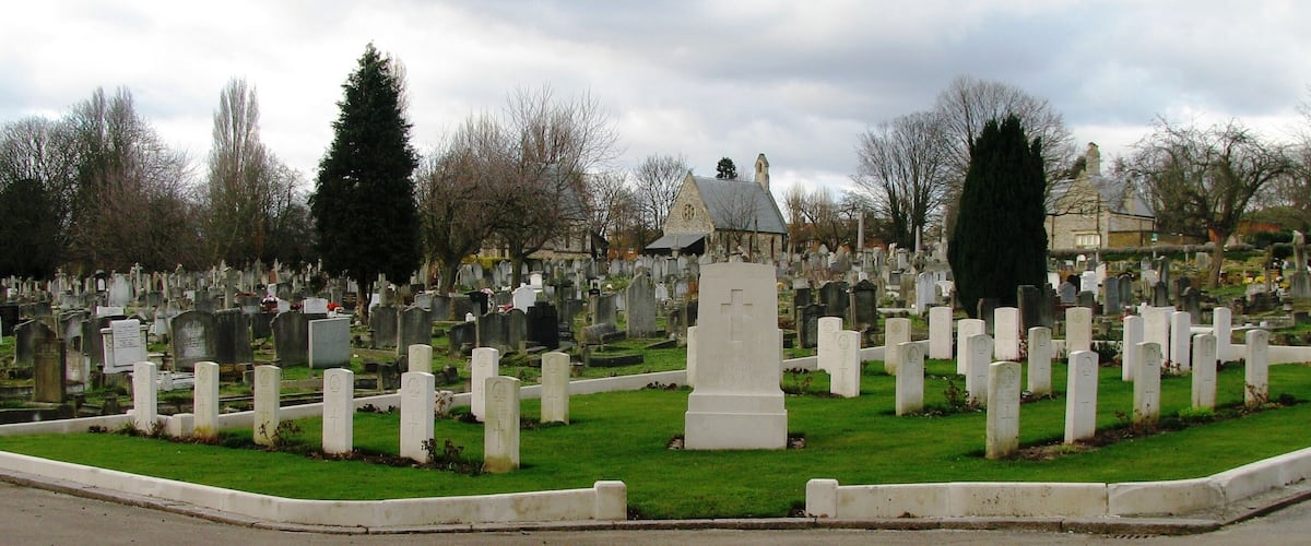 WWI graves of Australian soldiers who died of their wounds in the nearby hospital, with one exception apparently being a Medical Officer who presumably stayed on after the war and died in 1925. The Scotch Mist Gallery contains photographs of historic buildings, monuments, memorials and people of Poland.