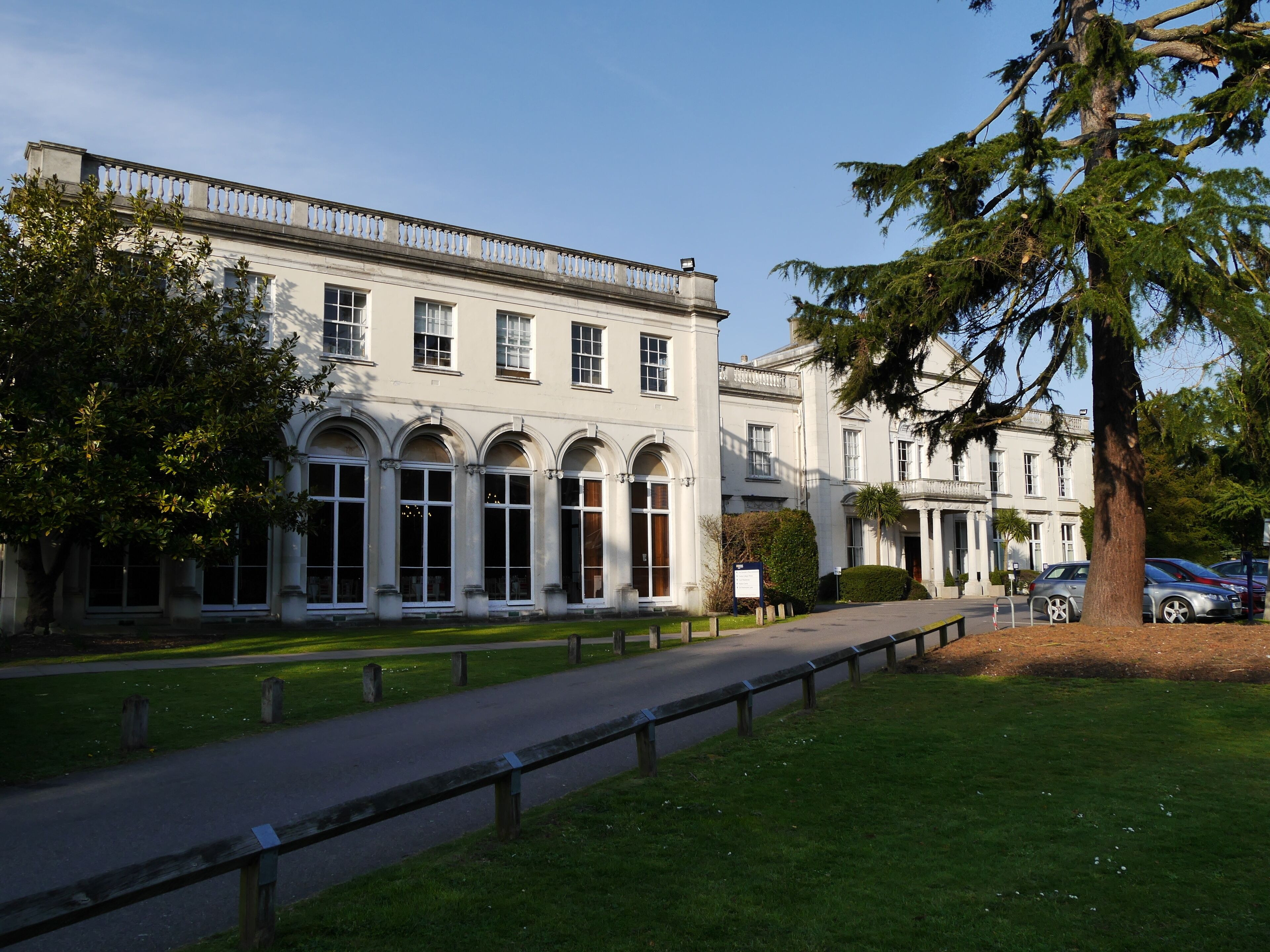 Grove House, Roehampton