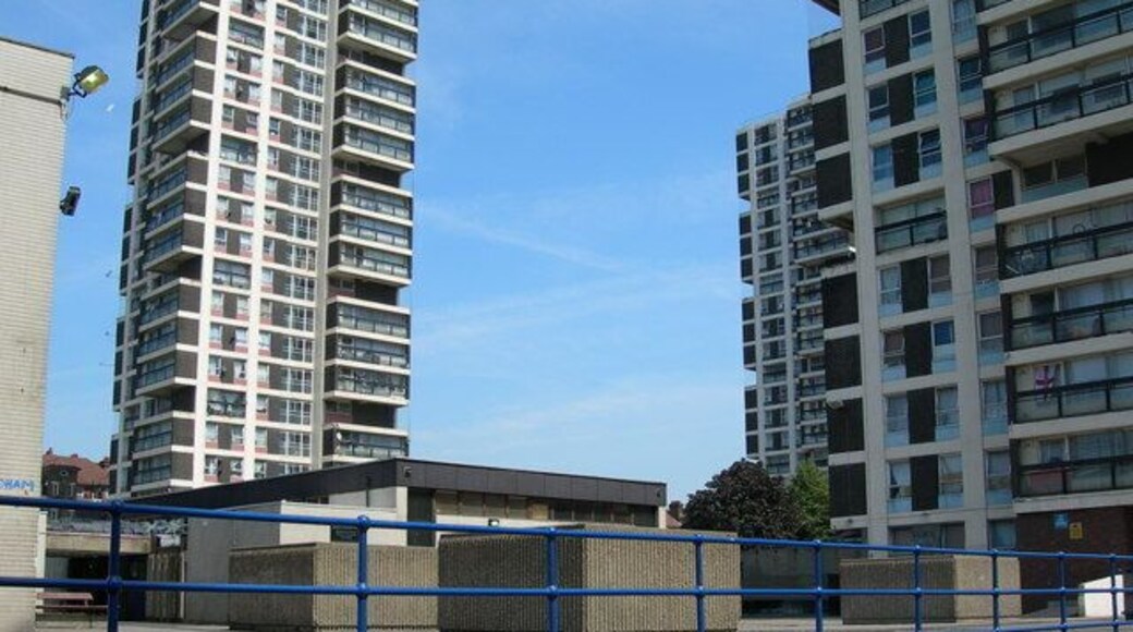 Wyndham and Comber Estate SE5. Taken from Wyndham Road.