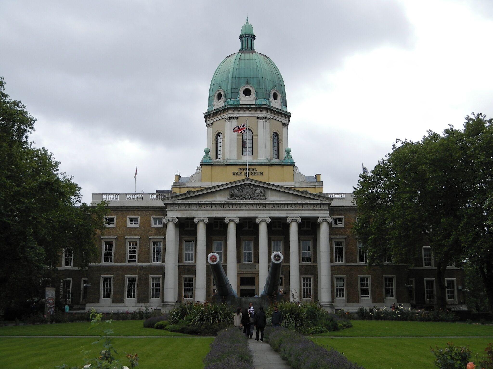 The Imperial War Museum with a large dome and classical architecture.