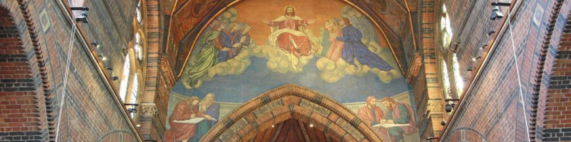 St James the Less, Vauxhall Bridge Road, SW1 - Chancel arch, near to Westminster, Great Britain.