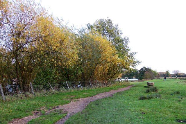 The Thames Path at Kennington