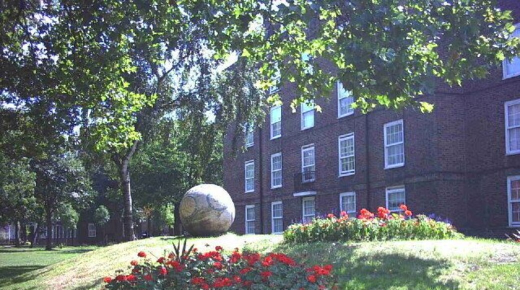 Sculpture on Springfield Housing Estate, Clapham. Between Croxteth and Hindlip Houses, by Wandsworth Road.