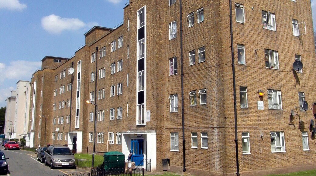 Kings Avenue, Clapham