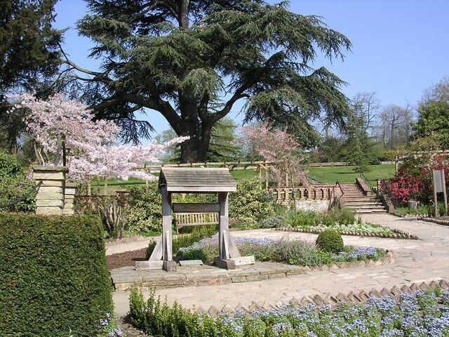 Rookery Well, Streatham Well in The Rookery, Streatham Common. One of three original wells of Streatham Spa water dating from 1659.