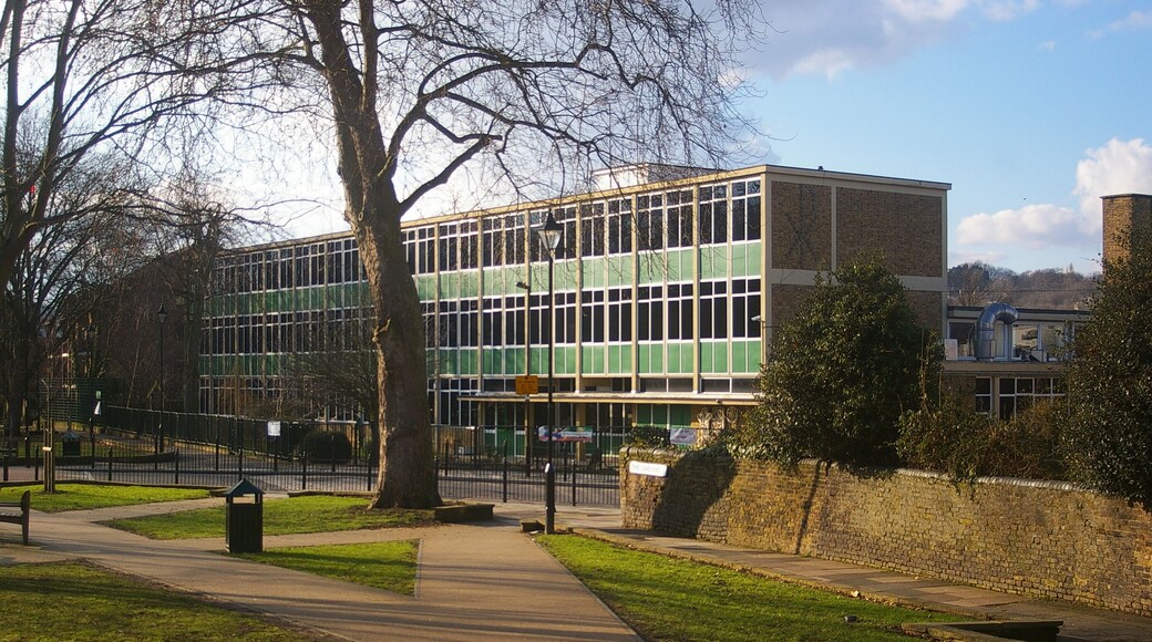 St Mary's Junior School, Hornsey, London N8