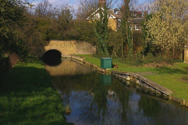 New River, Wood Green