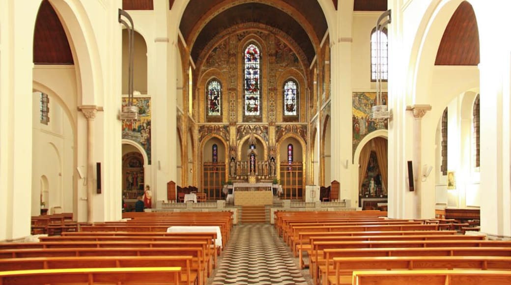 Interior of St Ignatius Church, Stamford Hill