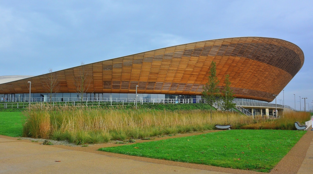 Stratford, Queen Elizabeth Olympic Park, Velodrome