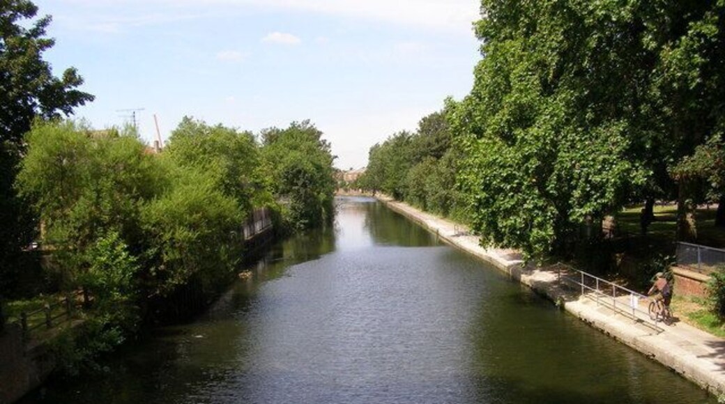 Regents Canal near Victoria Park, Bow Regent's Canal, looking north-west from the Bonner Hall Bridge.
