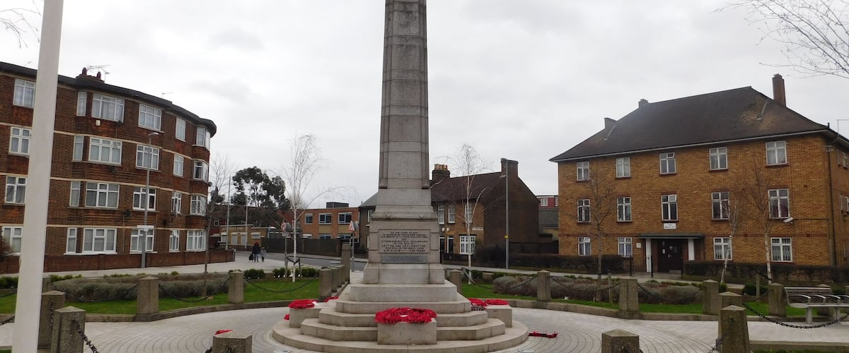 Leytonstone War Memorial And Gardens Wikidata has entry Q27087647 with data related to this item.