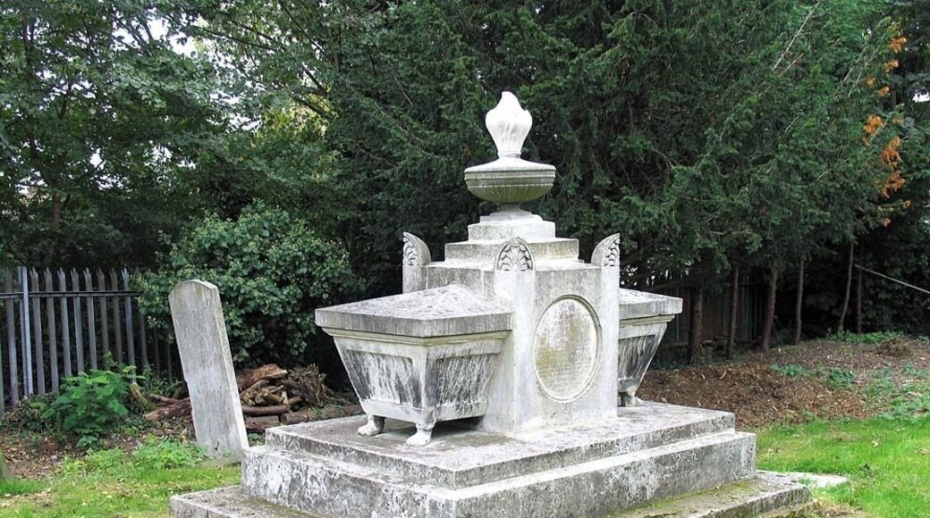 All Saints, Old Church Road, Chingford - Churchyard