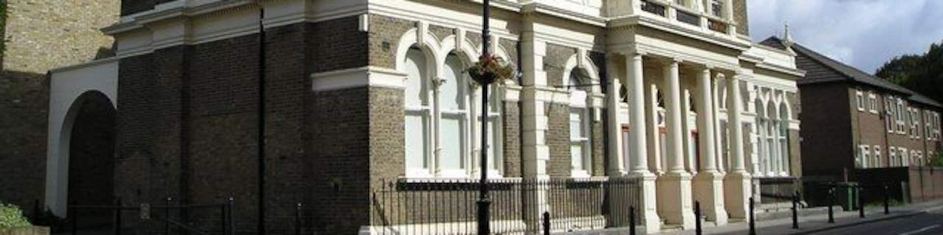 Walthamstow Old Town Hall Built in 1878 and replaced by the present town hall in Forest Road in 1941. Later used as part of Connaught Hospital. Restored in 1994.