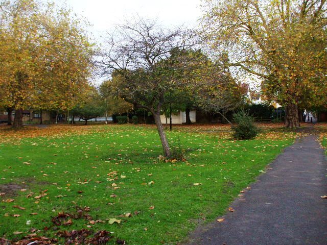 Pitshanger Park II, W13