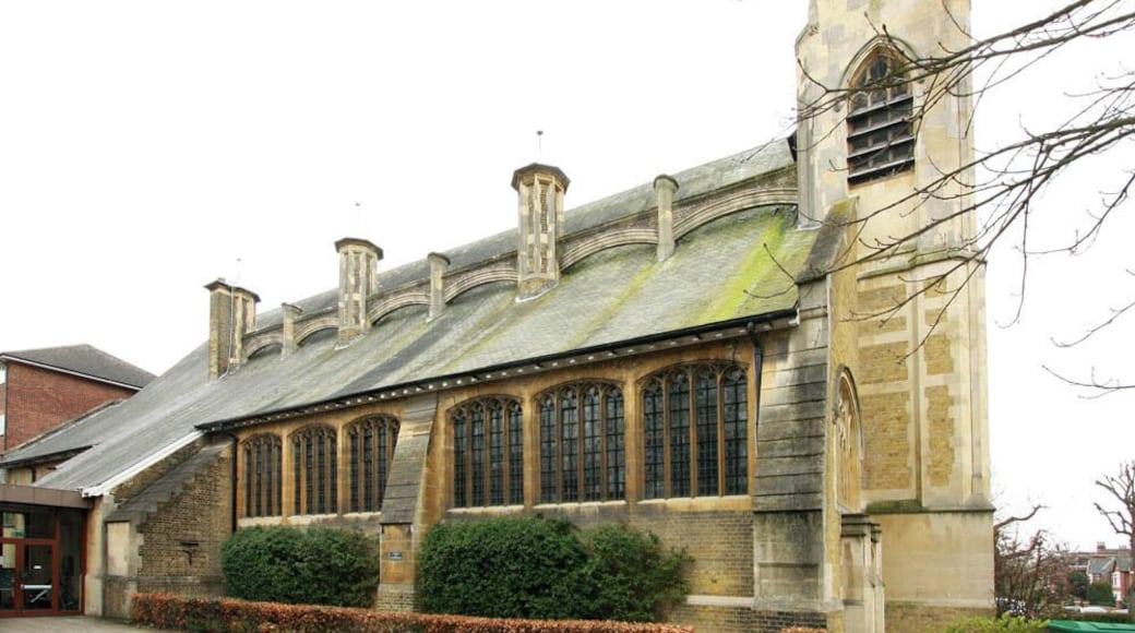 St Peter, Mount Park Road, Ealing, London W5