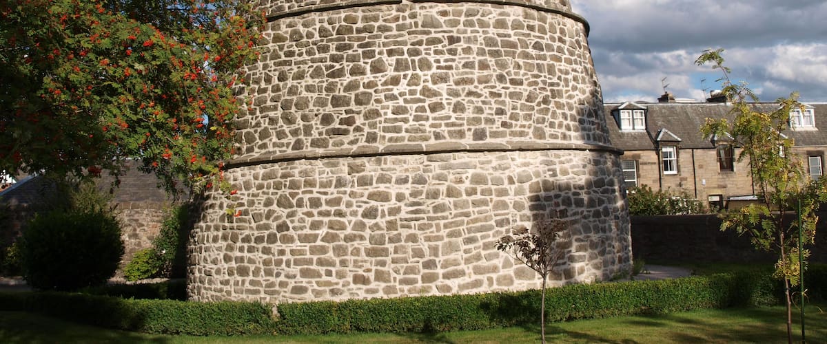 This is a photo of listed building number