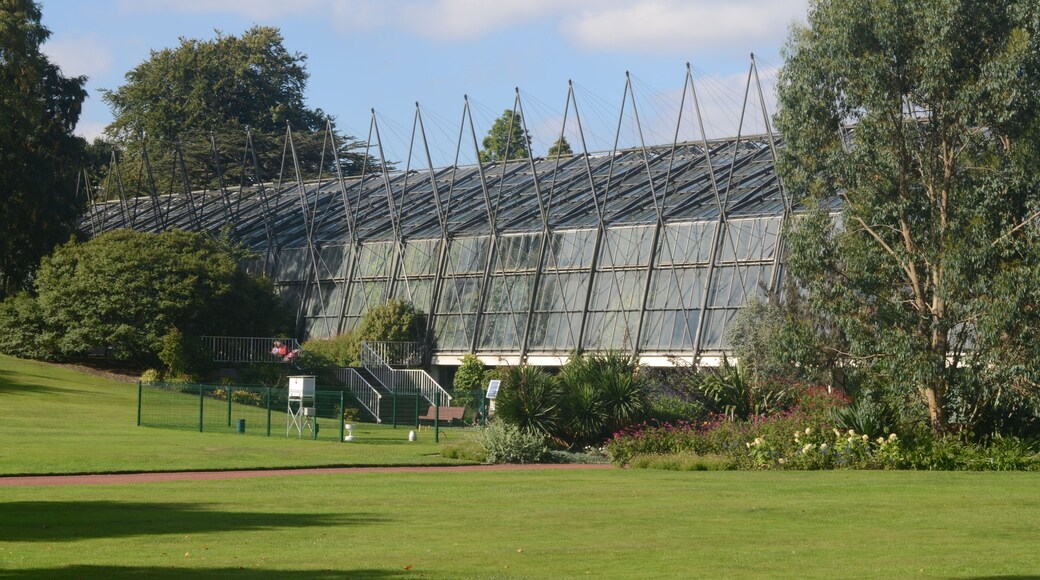 This is a photo of listed building number