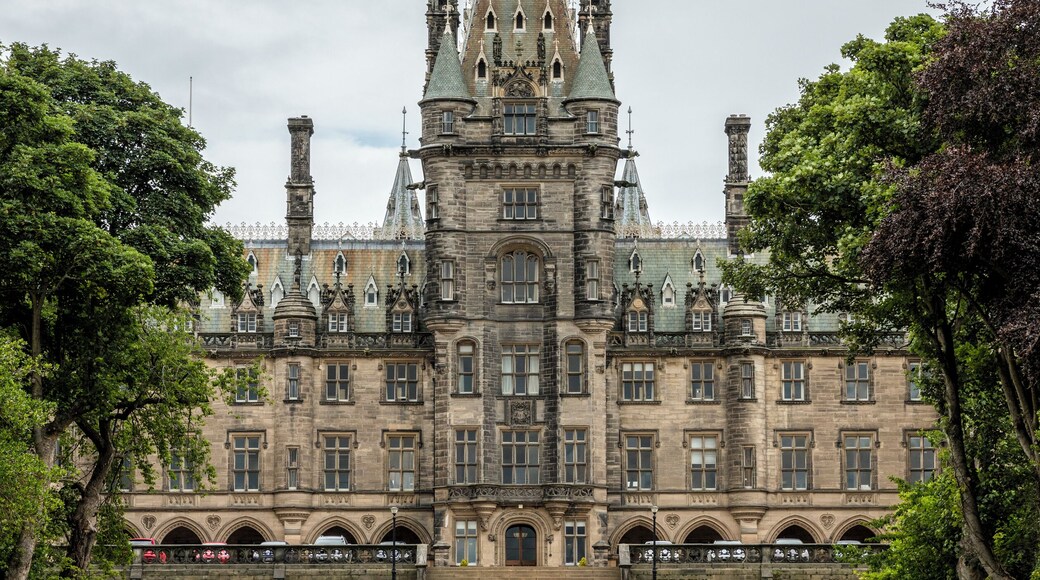 This is a photo of listed building number