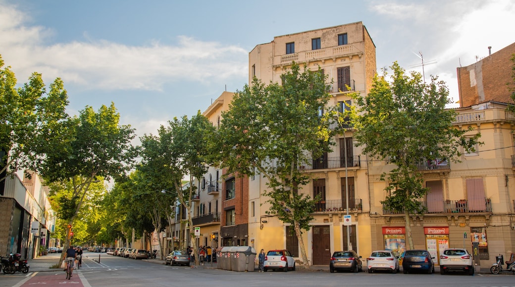 Poblenou showing a city