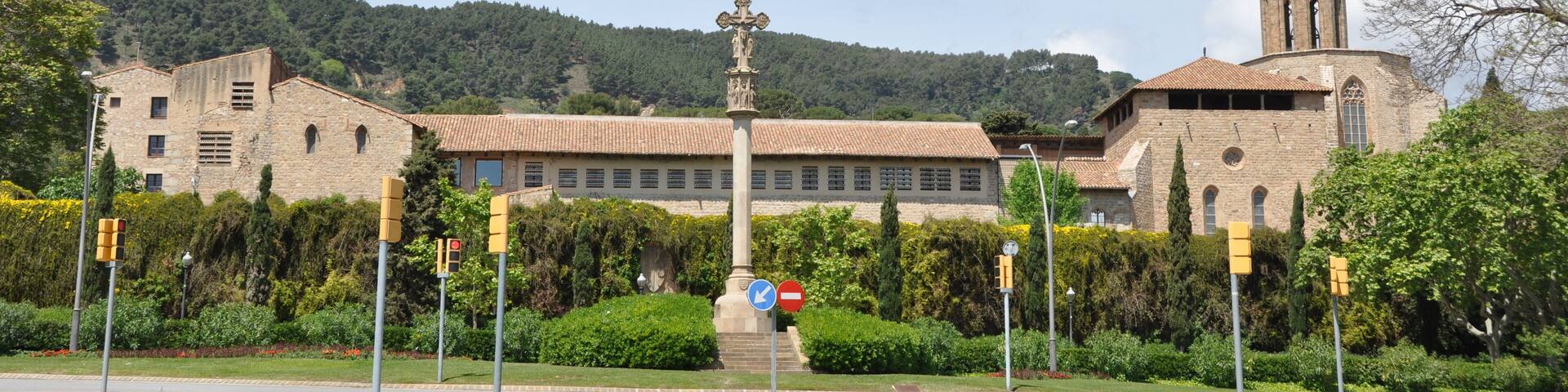 Barcelona, monestir de Pedralbes, vista des de l'avinguda Pedralbes