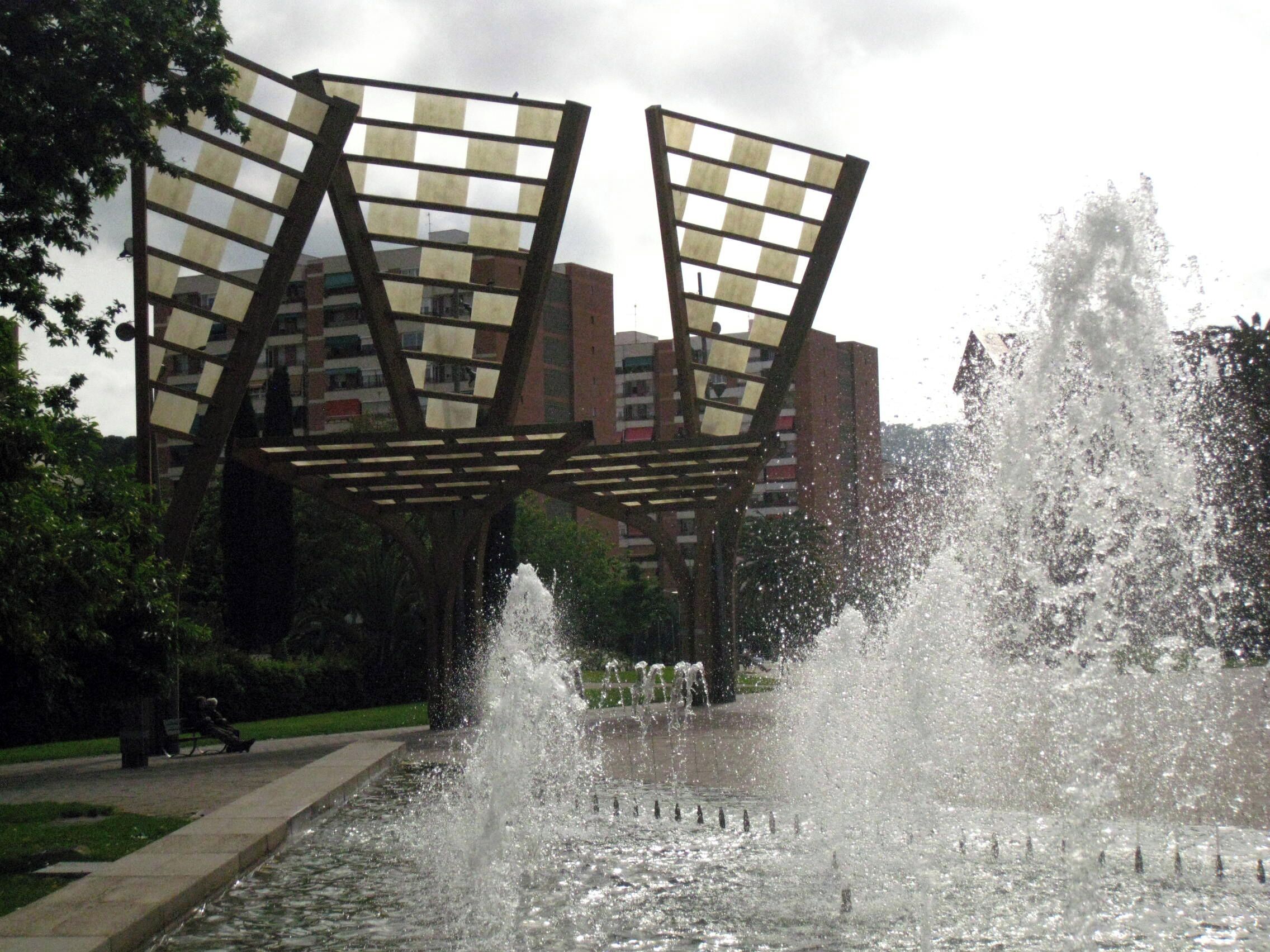 This is a photo of public art indexed in the cataloge Art Públic of Barcelona (Spain) under the code number